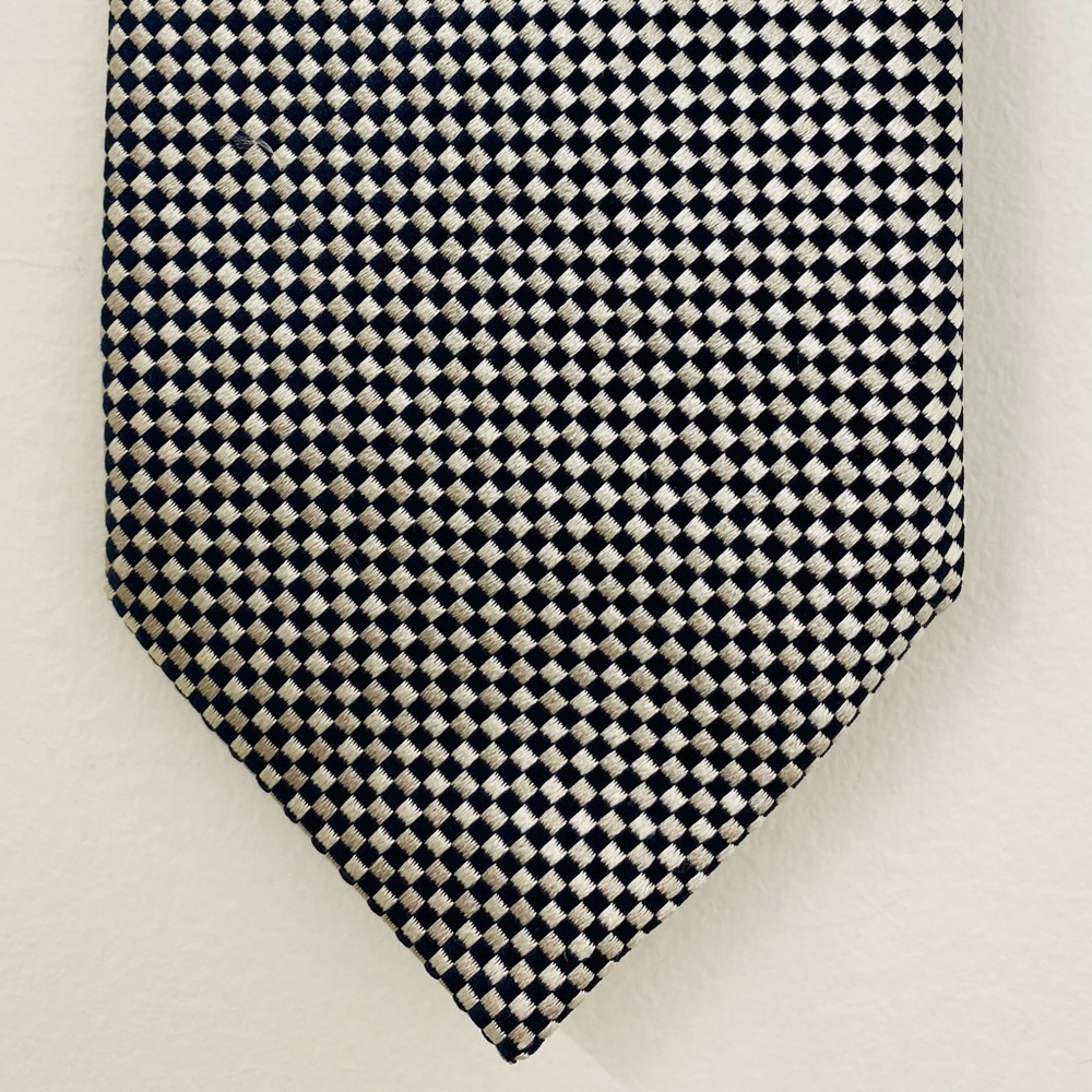 Burberry Silk Tie Hand Made - Picture 3 of 6